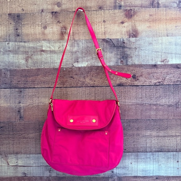 Marc By Marc Jacobs Large Pink Nylon Crossbody Bag - Picture 2 of 13